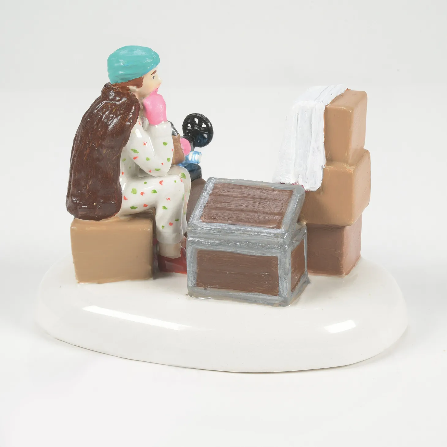 Department 56 National Lampoon's Christmas Vacation Village An Attic Of Christmas Memories 6013592