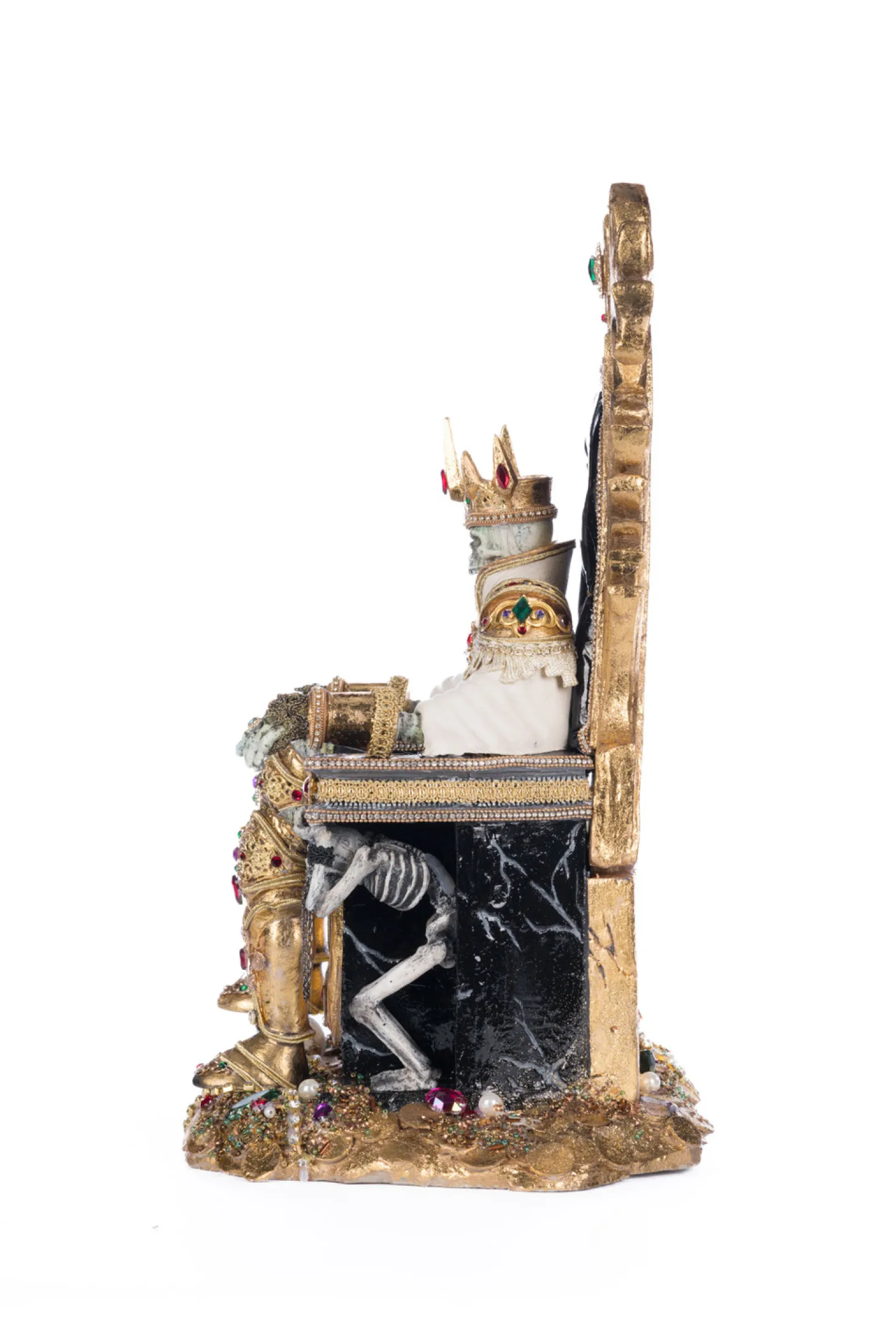 Katherine's Collection 17" Captain Skully Swashbuckler Pirate King In Chair Halloween Decoration 28-428220