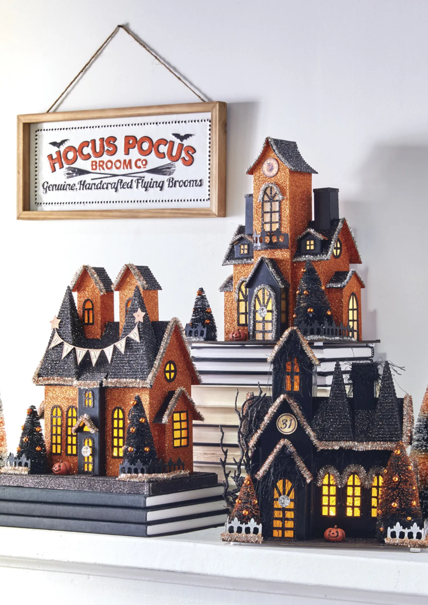 Raz 12.25" Battery Operated Lighted Haunted House Halloween Decoration 4012528
