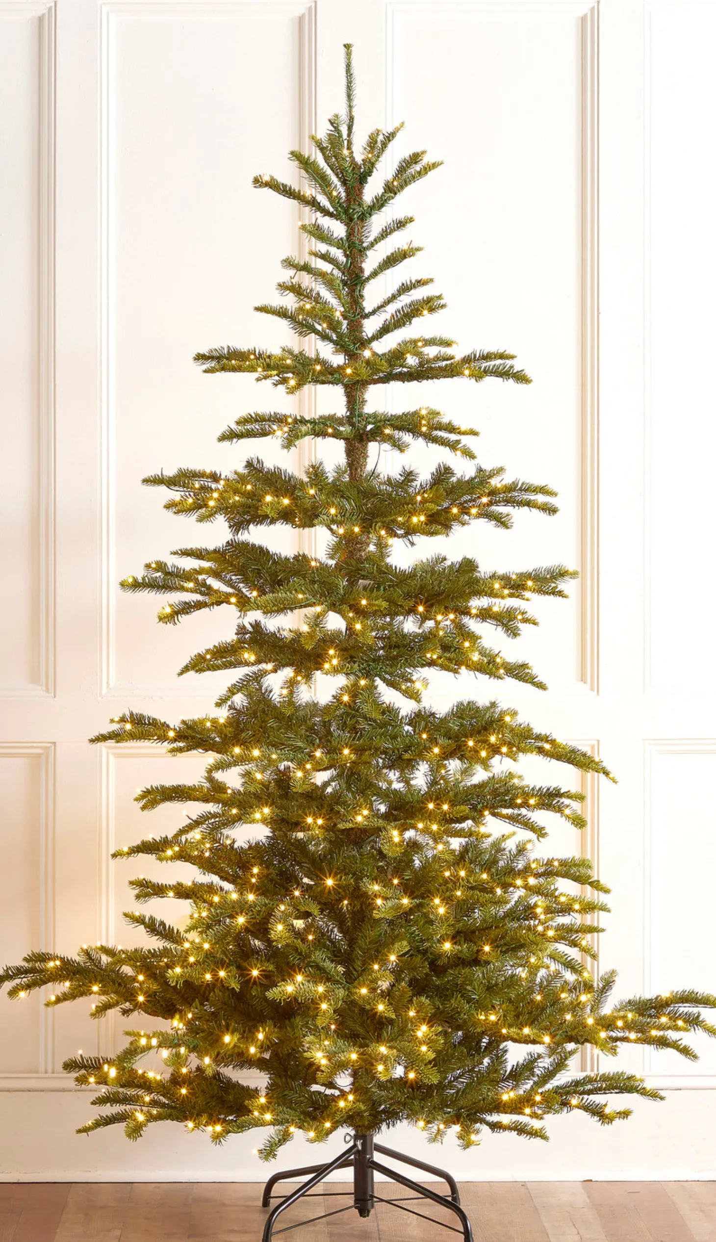 Raz 7.5' Or 9' O Tannenbaum Norwegian Spruce Real Feel Christmas Tree With Brilliant LED Lights