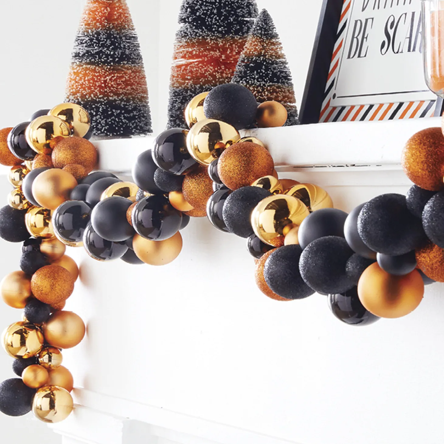 Raz 6' Orange And Black Halloween Ball Garland G4032008