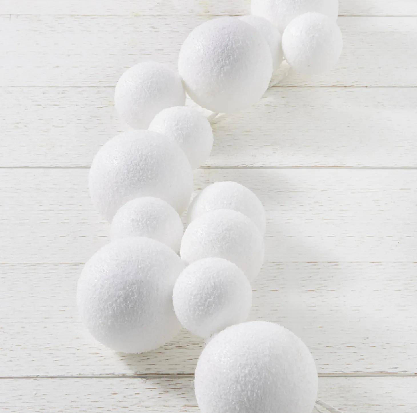 Raz 5.5' Snowball Ball Christmas Garland G4116126